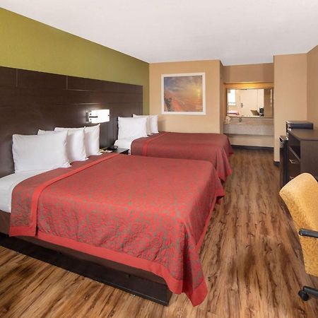 Days Inn By Wyndham Tupelo Buitenkant foto